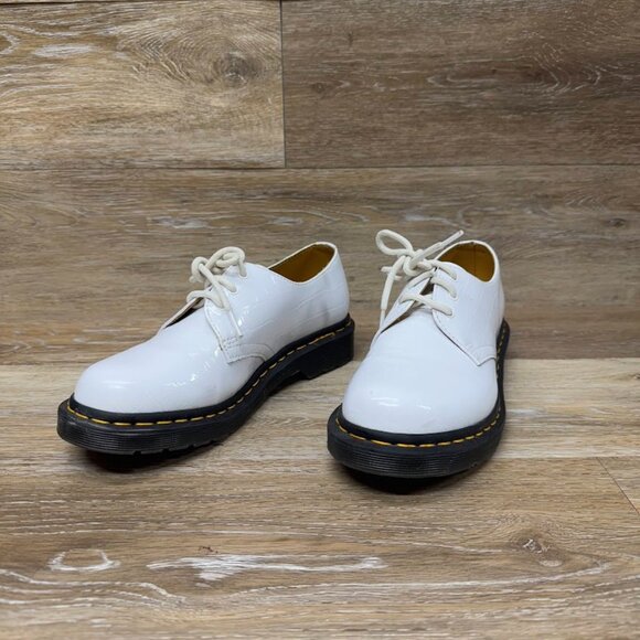 Dr. Martens White Patent Leather Croc Embossed Oxford Shoes Women's Size… - Picture 1 of 7